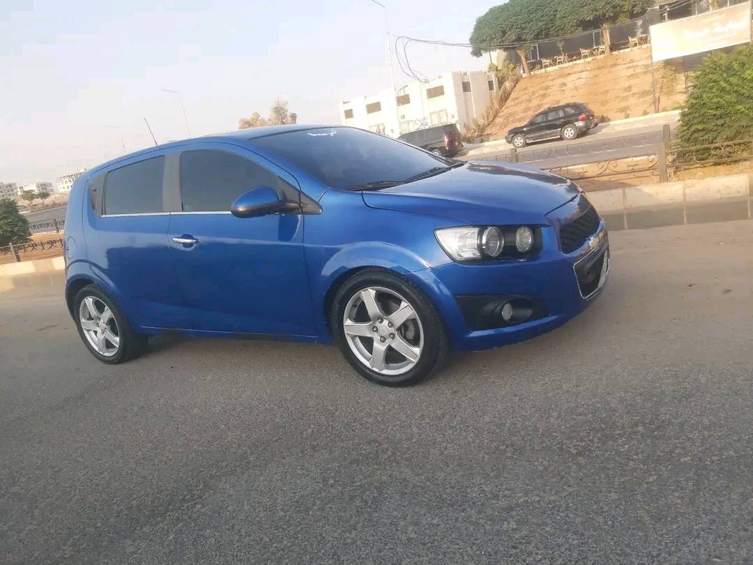 شفر_افيو_2012_هاتشباك