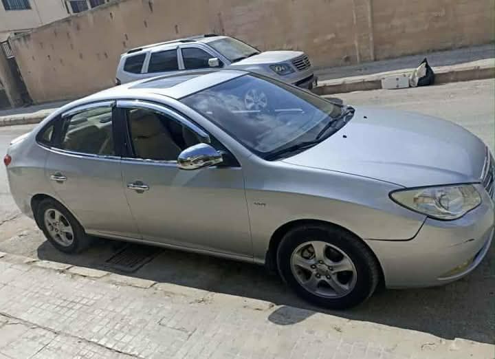 #للبيع_أفانتي_2009