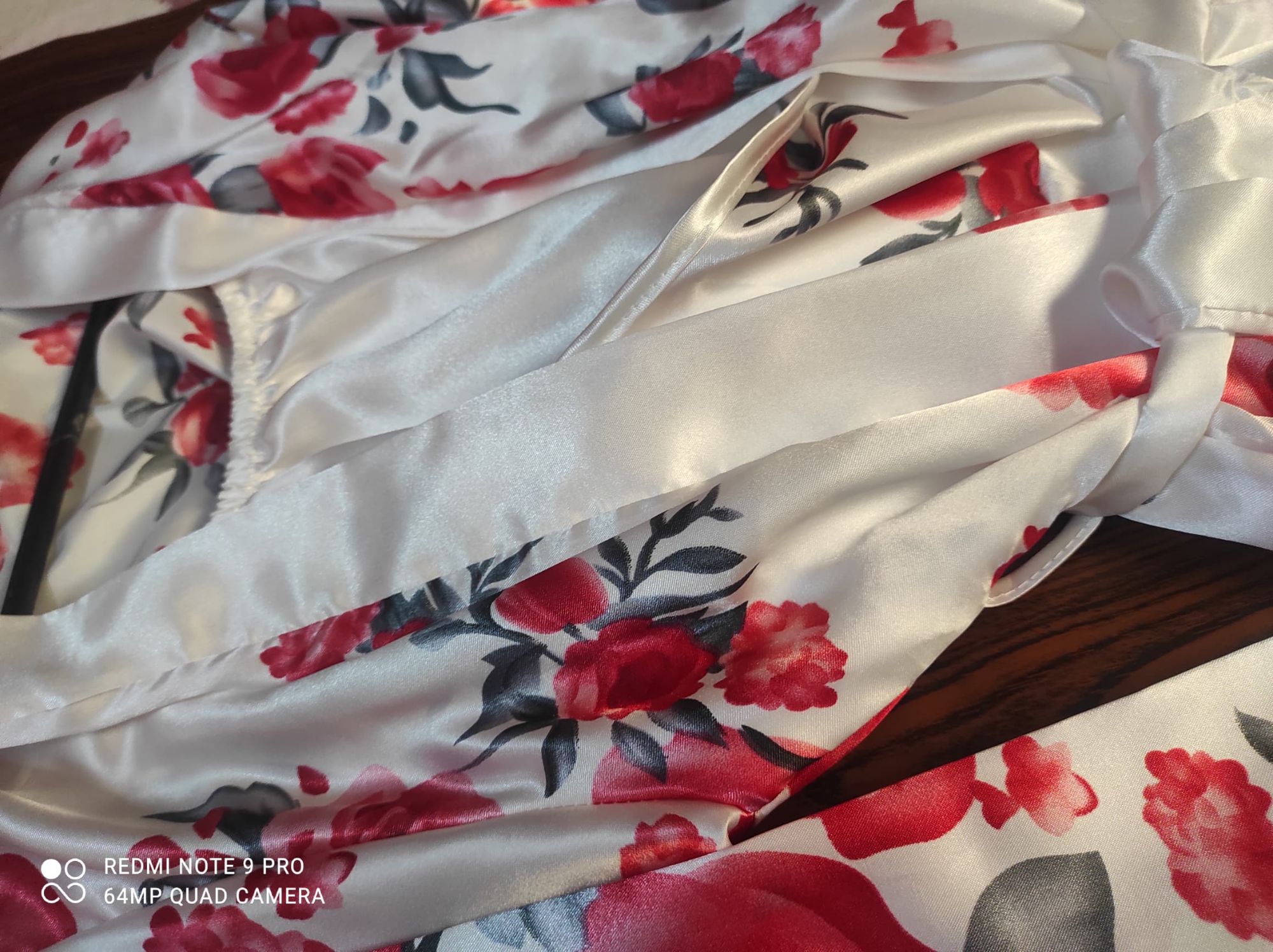 بجامة ساتان