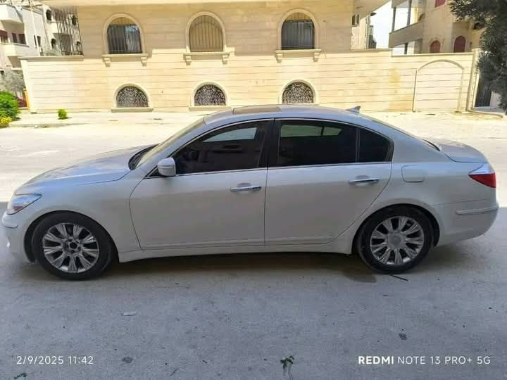 #للبيع_جينيسيس_2011
•