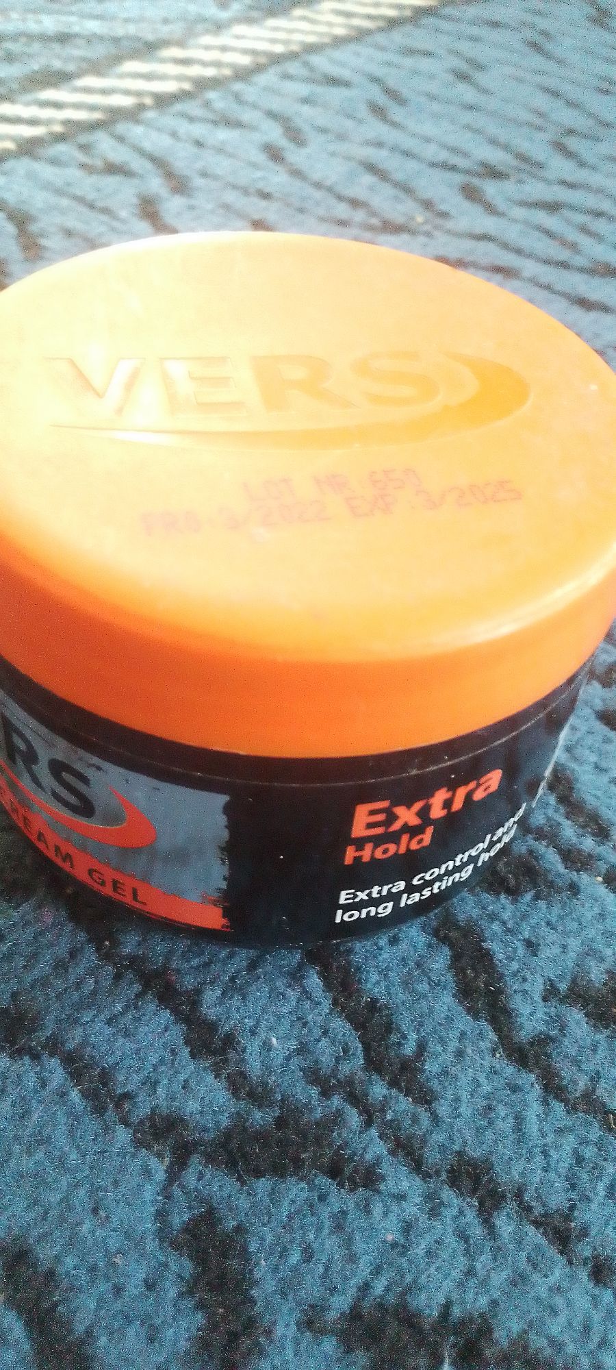 علبة جيل (واكس للشعر)